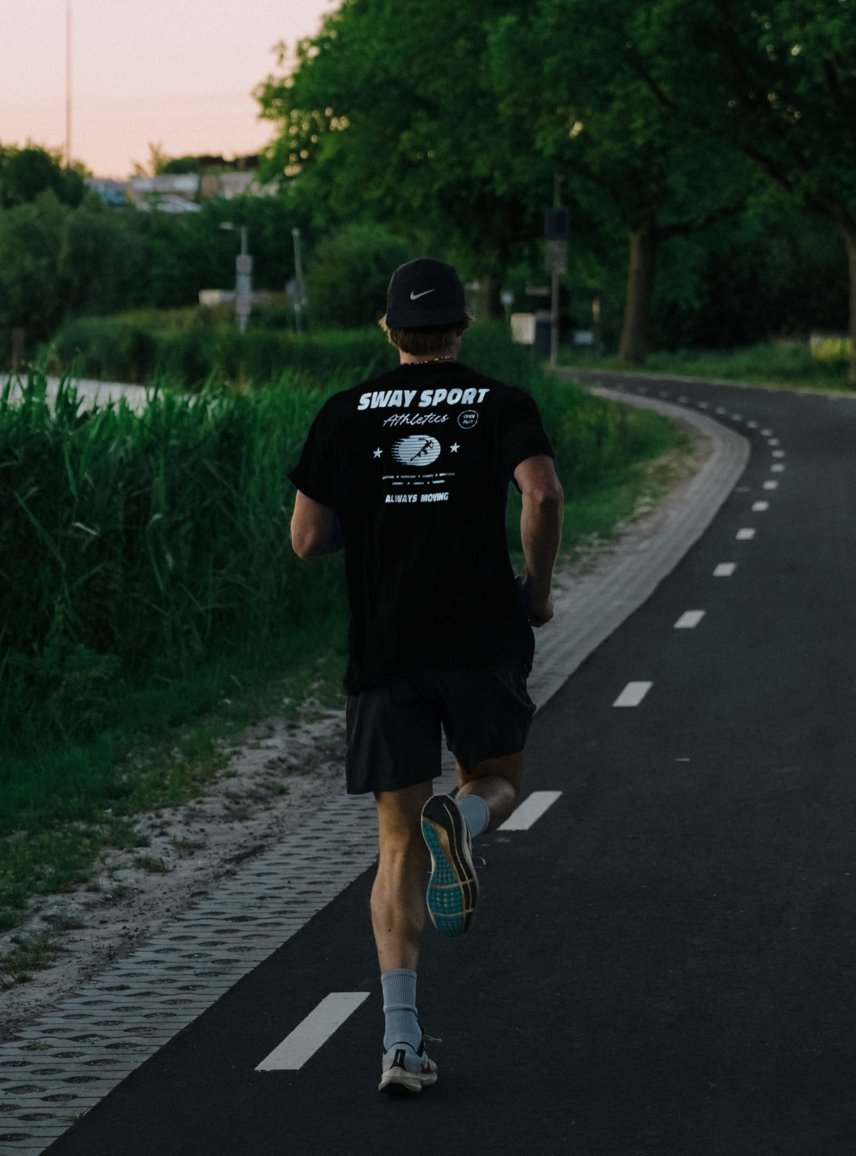 WORLDWIDE TEE